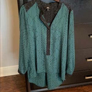 Mossimo long sleeve blouse size M